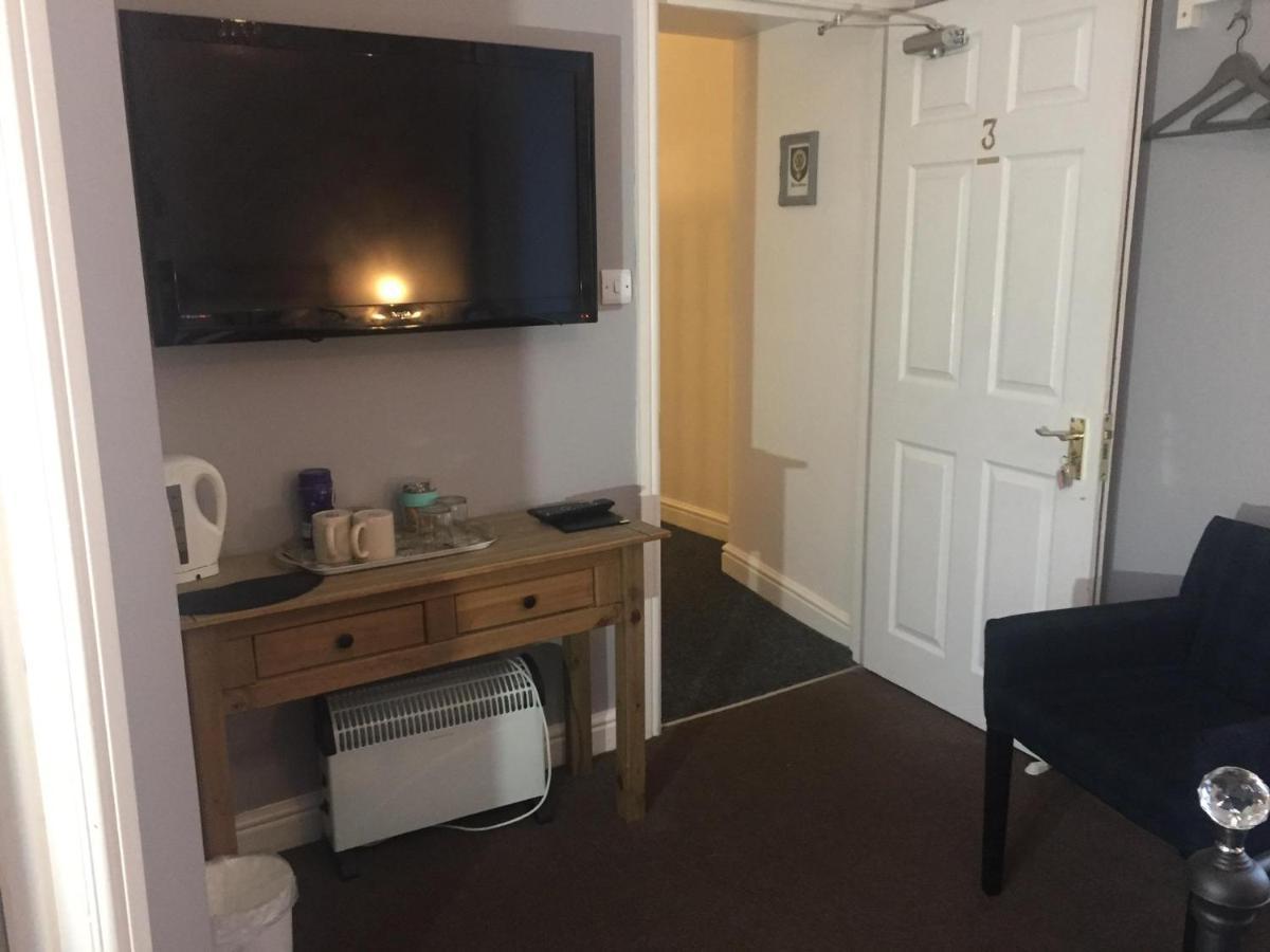 Hotel The Auld Cairn Cairnryan Exterior foto